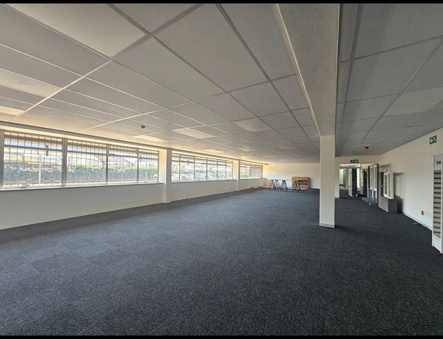7,800M² WAREHOUSE TO LET IN ISANDO